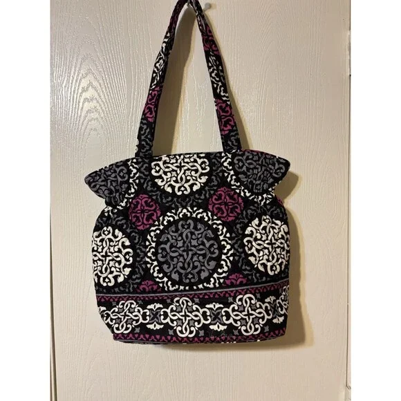 Vera Bradley Retired Hipster Canterberry Magenta Purse Bag Quilted Handles Quilt - Picture 3 of 7